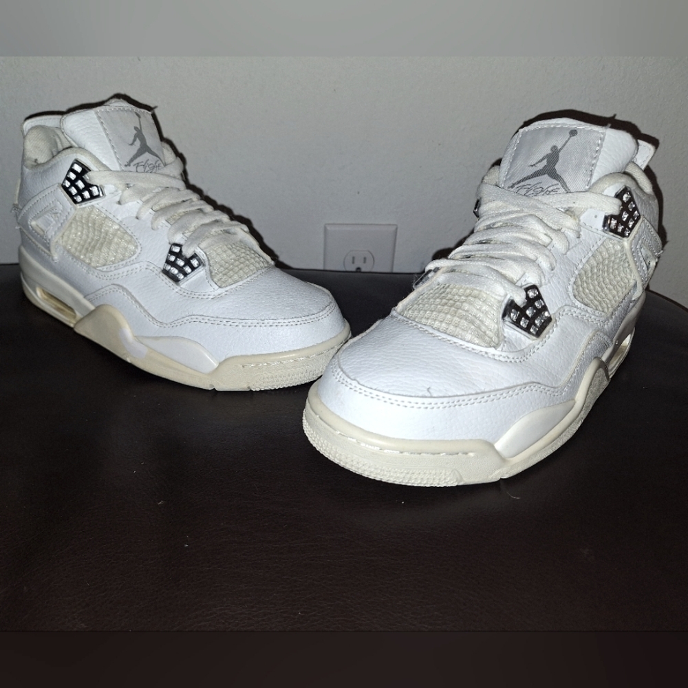 Nike Air Jordan IV 4 Pure Money. Size 8.5